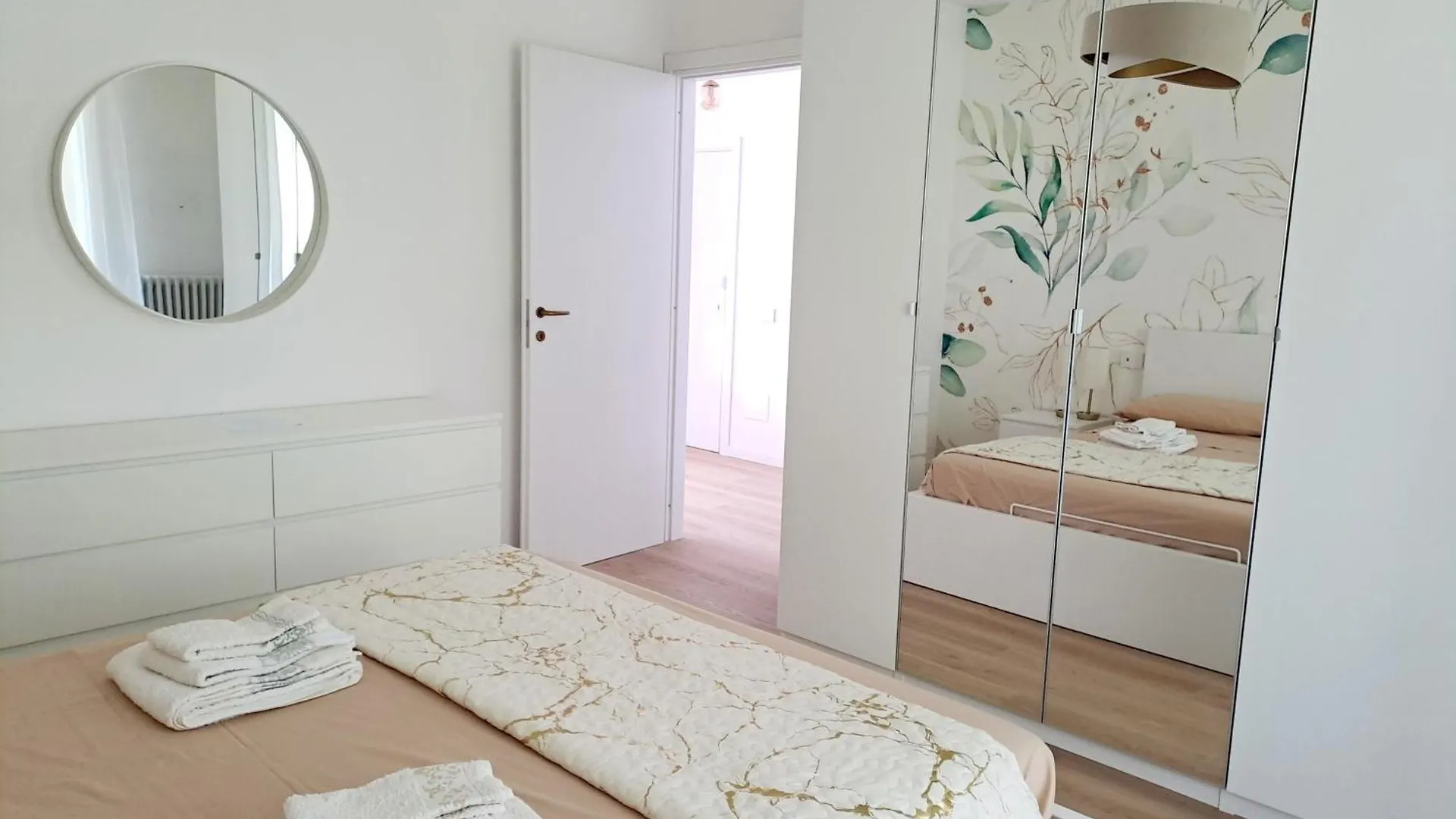 Apartment Golden Lake View Lierna
