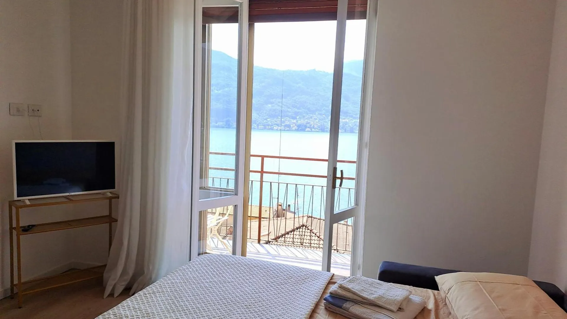 Apartment Golden Lake View Lierna