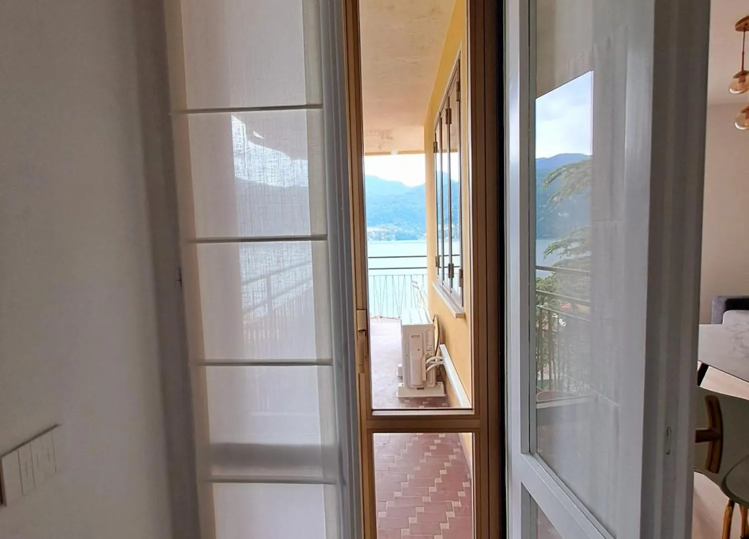 Golden Lake View Lierna